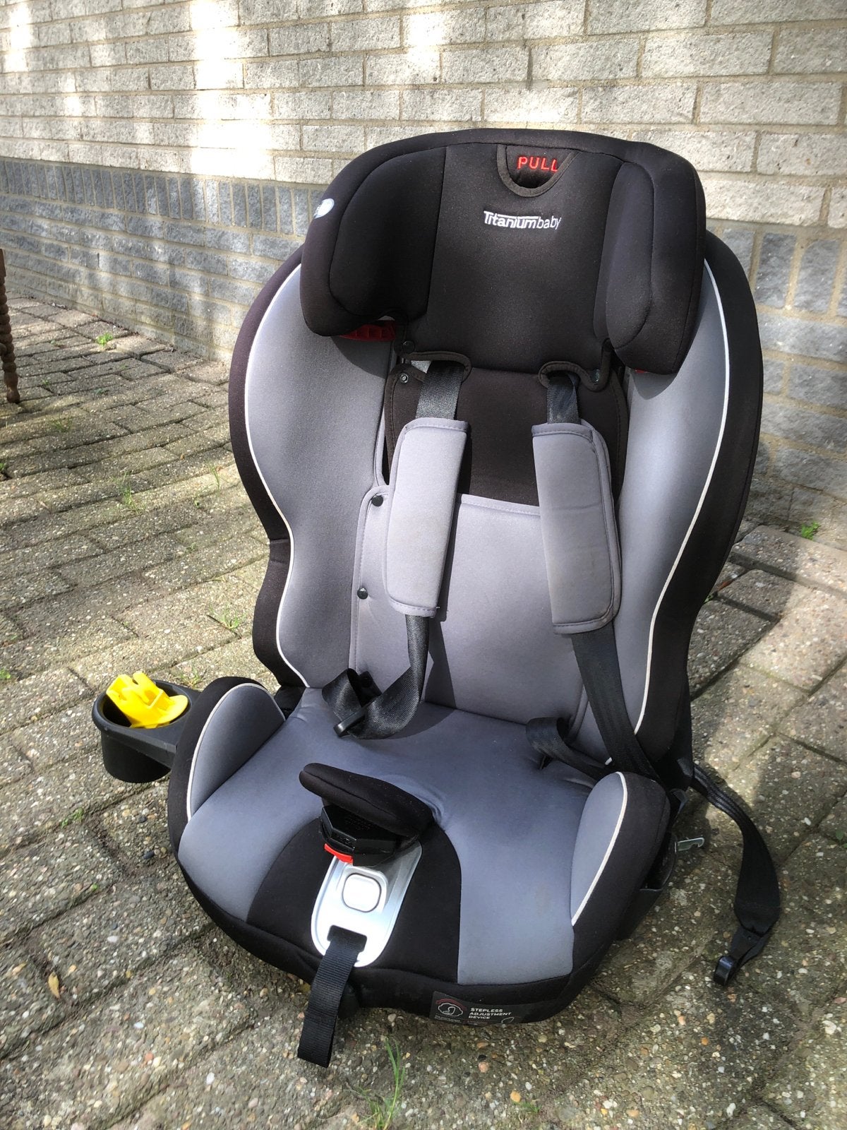 Titaniumbaby autostoel met bekerhouder, Verstelbare rugleuning, 9 t/m 36 kg, Ophalen, Overige merken