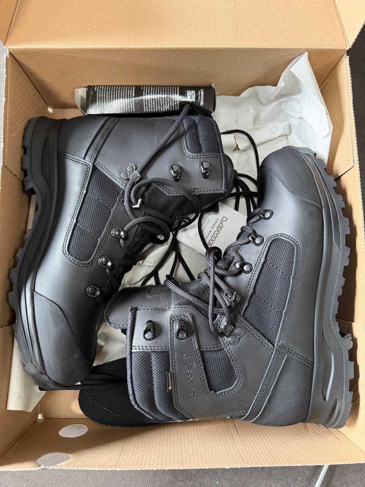 Lowa Elite Evo GTX schoenen -mt 43,5 - Nieuw in doos - zwart, Ophalen, Zwart, Boots, Nieuw