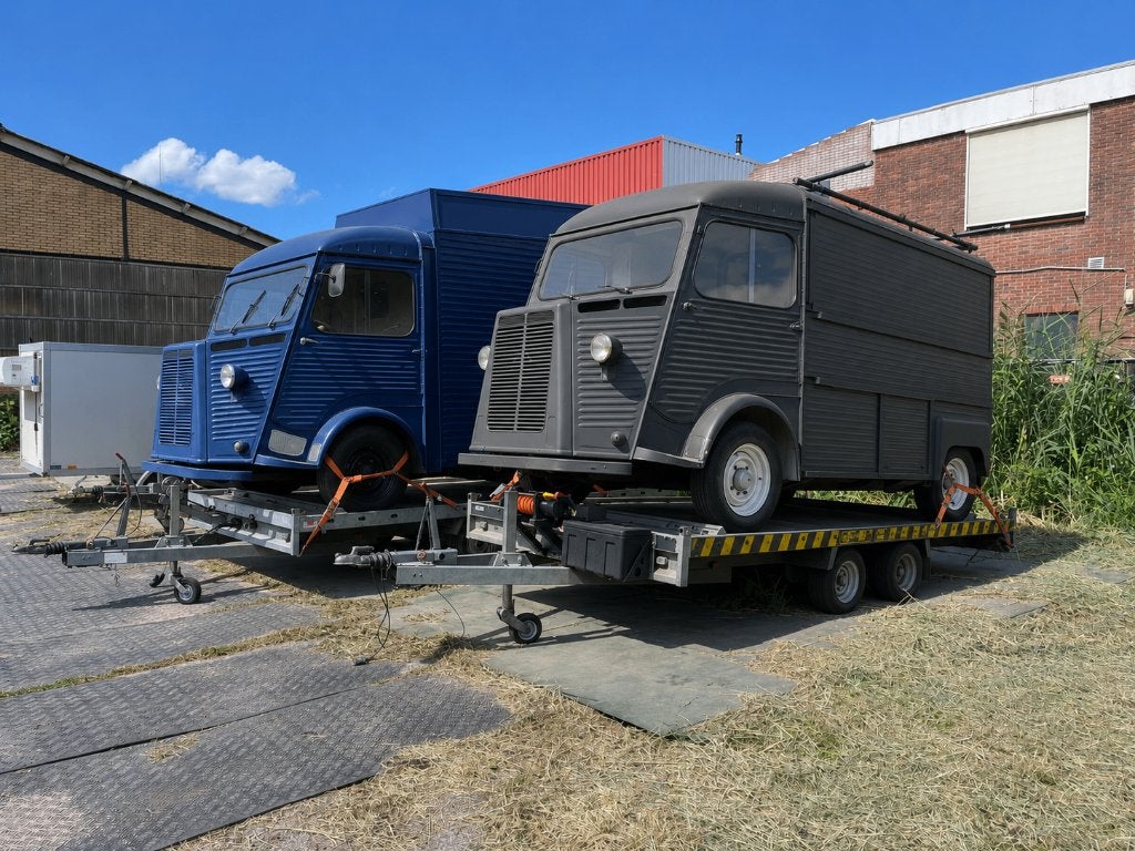 Verhuur 3000kg autoambulance met elektrische lier, Ophalen, Zo goed als nieuw