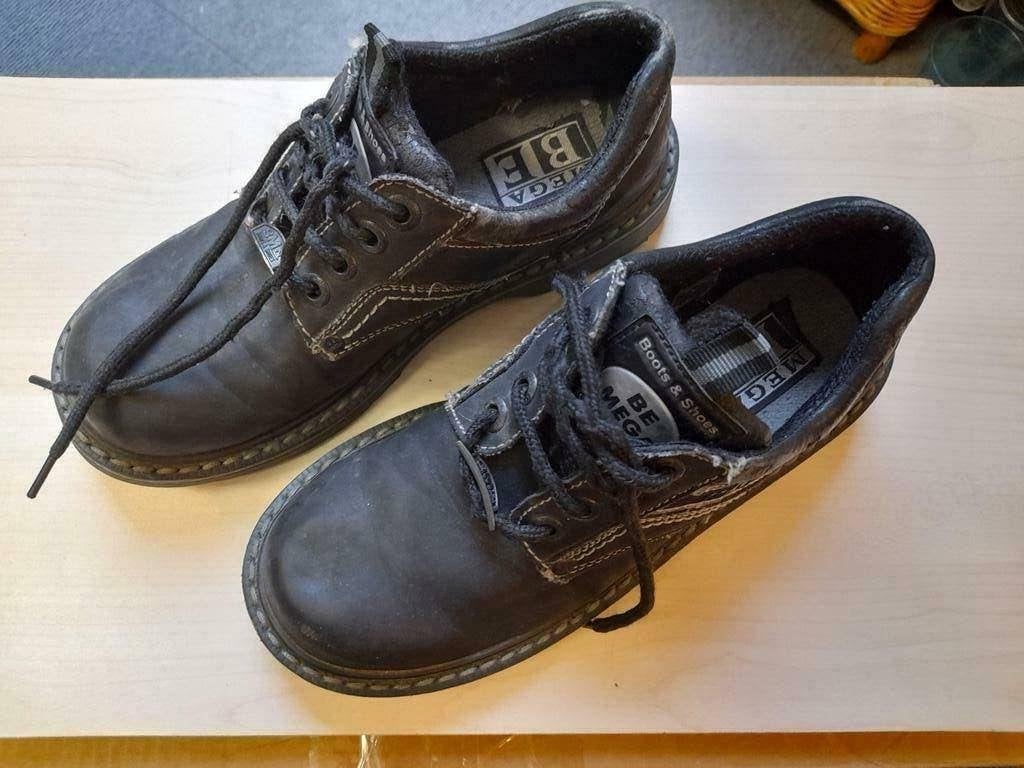 Stevige schoenen maat 38, Gebruikt, Be Mega, Schoenen, Ophalen of Verzenden