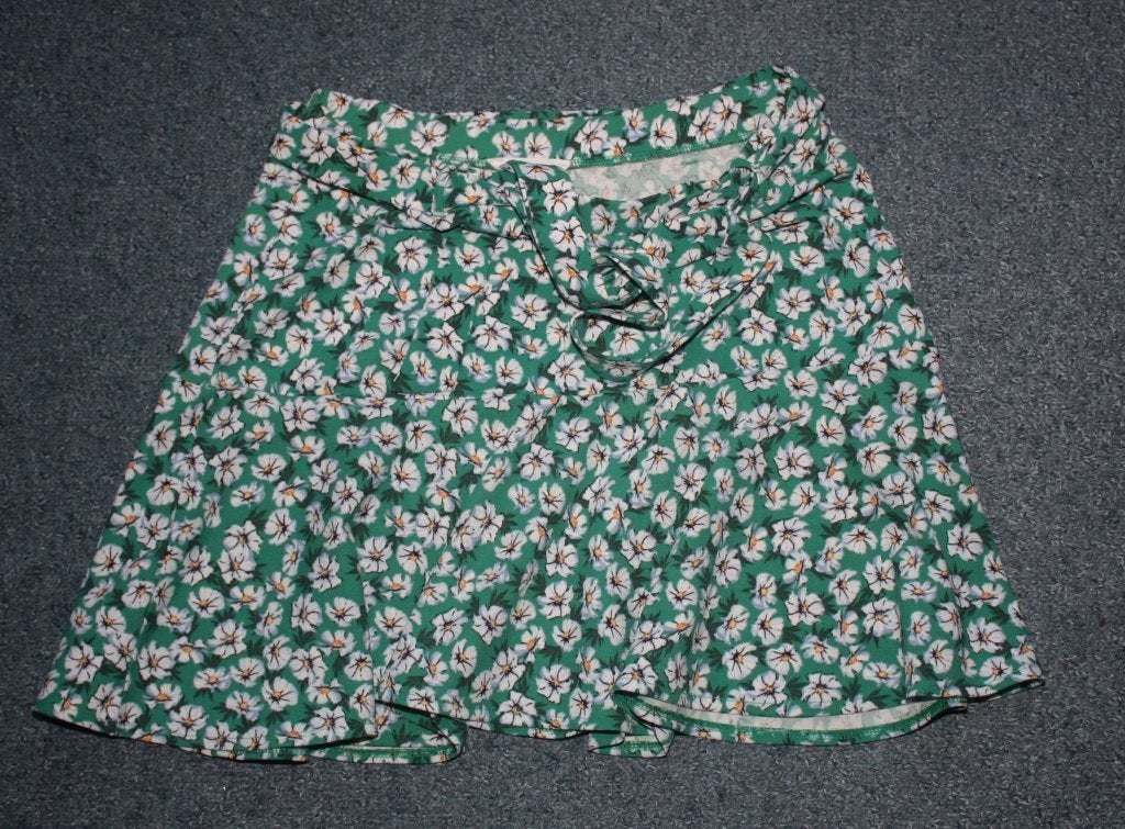 Nieuwe rok groen met bloemen Terranova mt XL, Kleding | Dames, Maat 46/48 (XL) of groter, Nieuw, Ophalen of Verzenden, Terranova