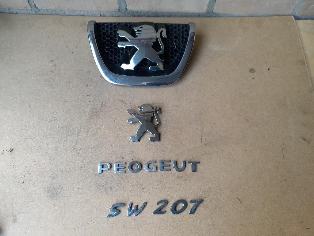 EMBLEEM / LOGO - SET - Voor+Achter - PEUGEOT 207 SW - Org., Gebruikt, Achterklep, Peugeot, Verzenden