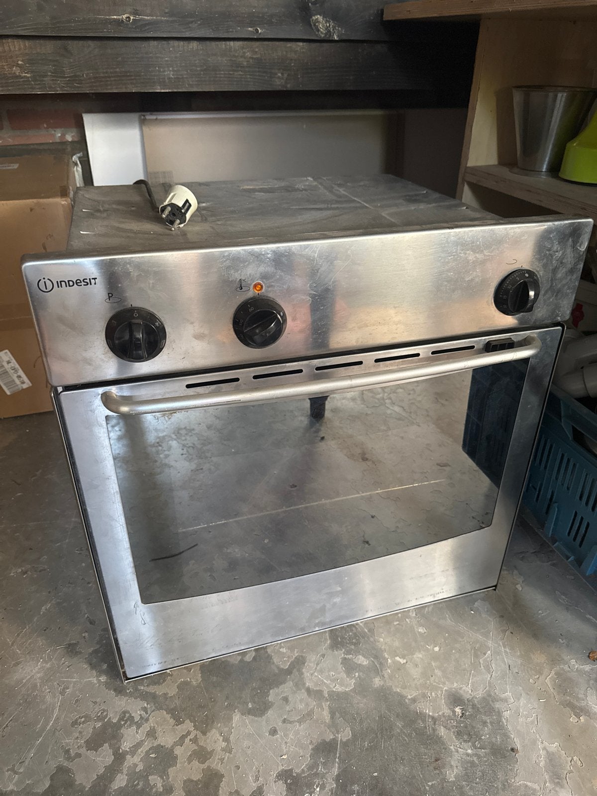 Indesit Oven - gratis afhalen, Witgoed en Apparatuur, Ovens, Ophalen, Gebruikt, Oven, 60 cm of meer