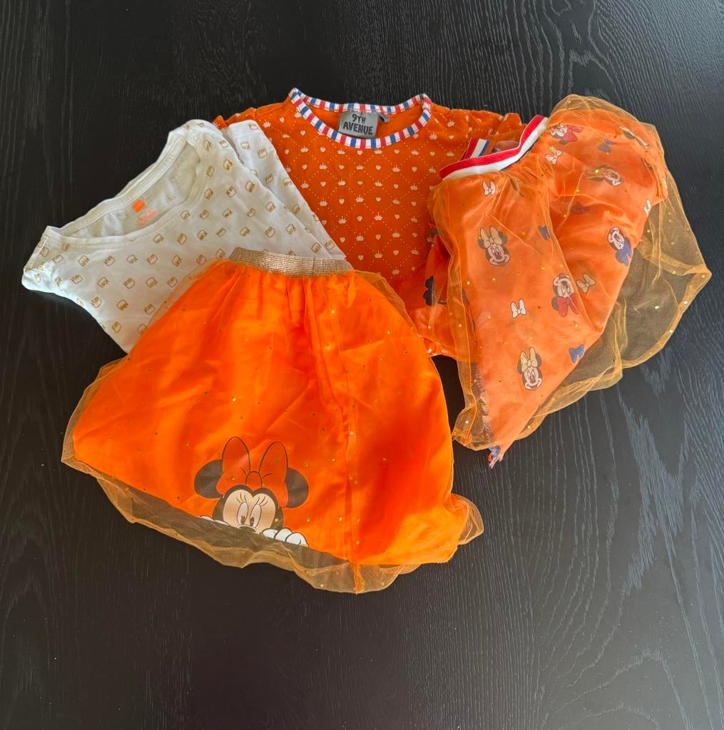 Koningsspelen- Koningsdag- Oranje kinderkleding €2,- p.st., Ophalen, Zo goed als nieuw