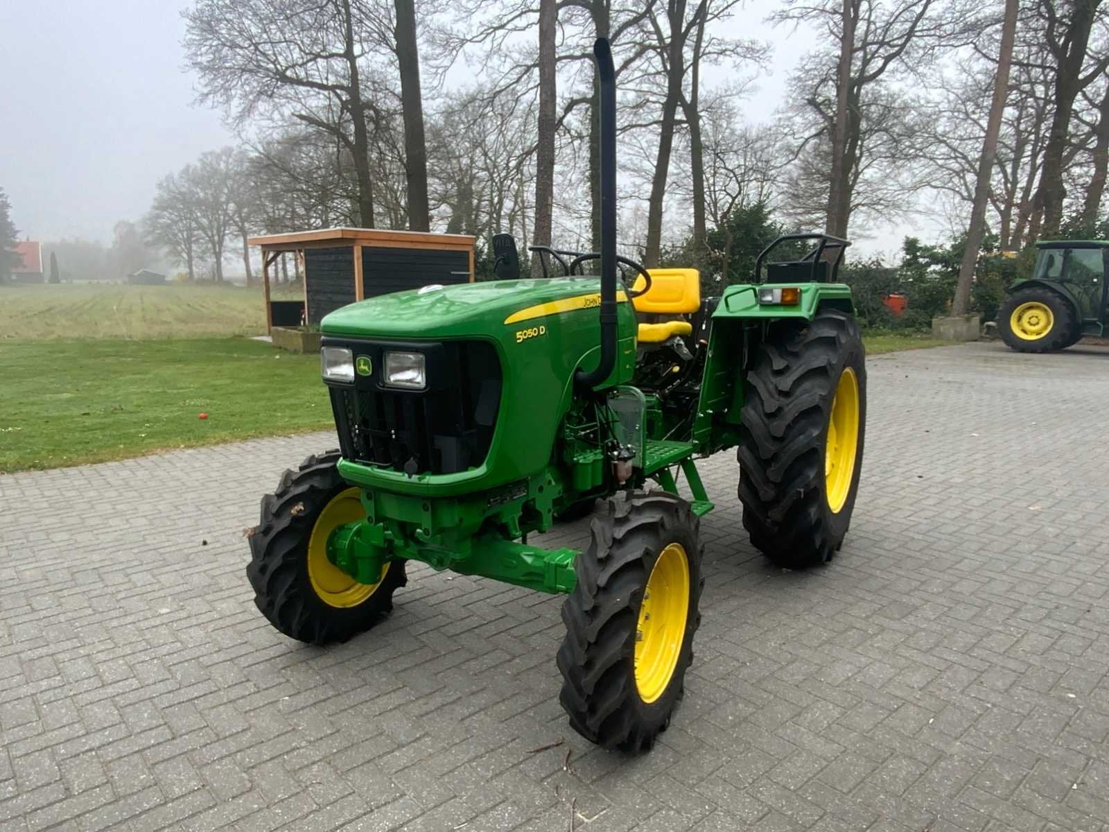 2022 John Deere 5050D Vierwielaangedreven landbouwtractor, Zakelijke goederen, Gebruikt, John Deere