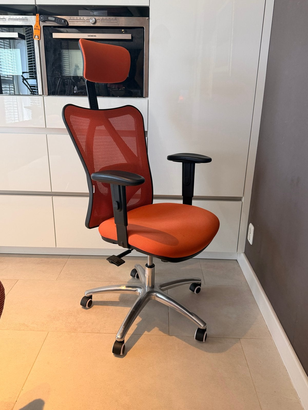 SIHOO M18 Ergonomische Bureaustoel Oranje Mesh, Huis en Inrichting, Bureaustoelen, Gebruikt, Bureaustoel, Oranje, Ergonomisch