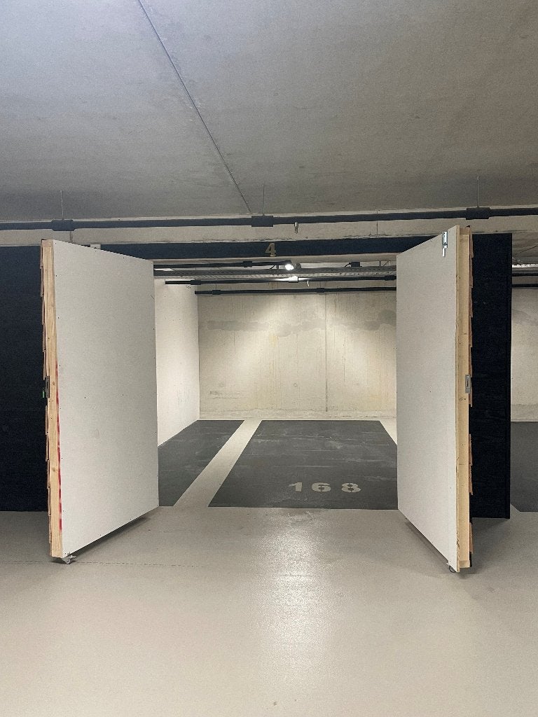 Parkeerbox Amsterdam Oost, Huizen en Kamers, Garages en Parkeerplaatsen, Amsterdam