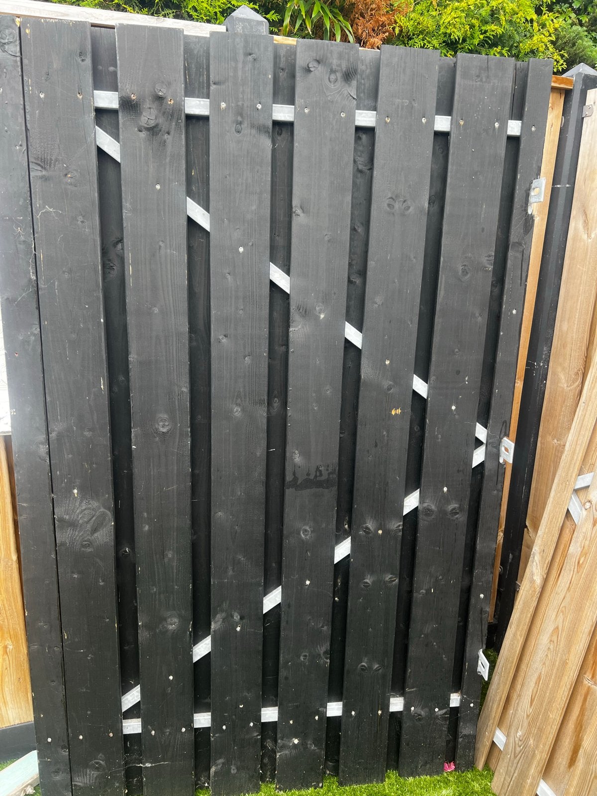 Douglas dubbele poort - Zwart gebeitst, Tuin en Terras, Tuinpoorten, Ophalen, Gebruikt, 100 tot 150 cm, Draaipoort