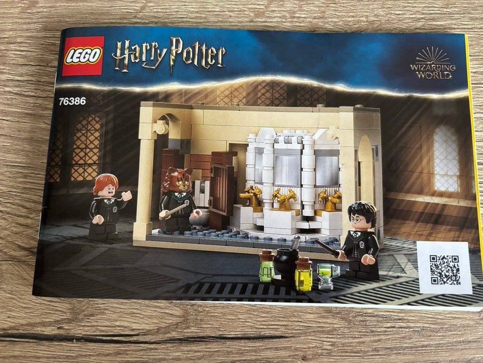 LEGO Harry Potter 76386 Zweinstein: Foutje met Wisseldrank, Ophalen of Verzenden, Zo goed als nieuw