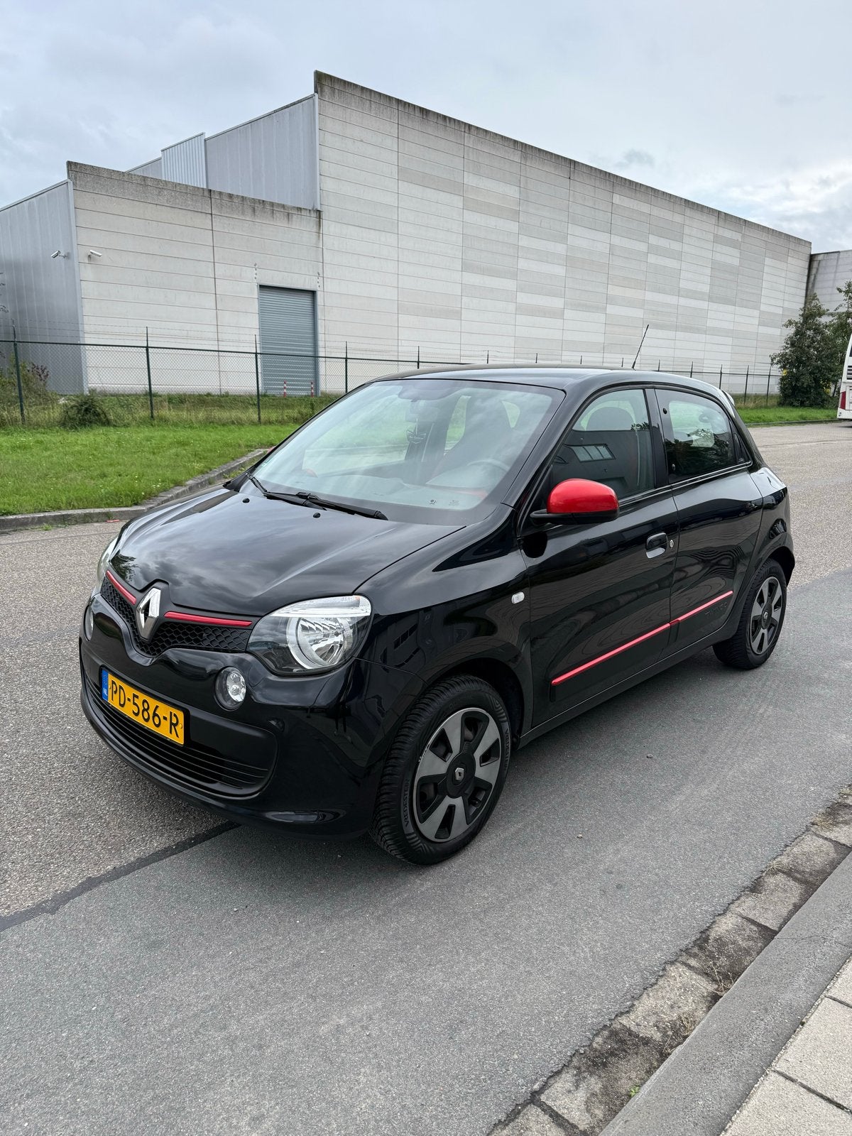Renault Twingo 1.0 SCe Collection 2017 | Airco- cruise | APK, Voorwielaandrijving, Twingo, 840 kg, 4 stoelen