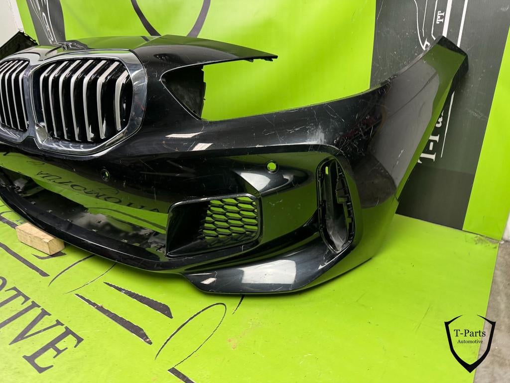 bmw 1 serie f40 M pakket voorbumper bumper grille rooster, Petuelring 130
80788  Munich, DE, Gebruikt, Info@bmw.de, Ophalen of Verzenden