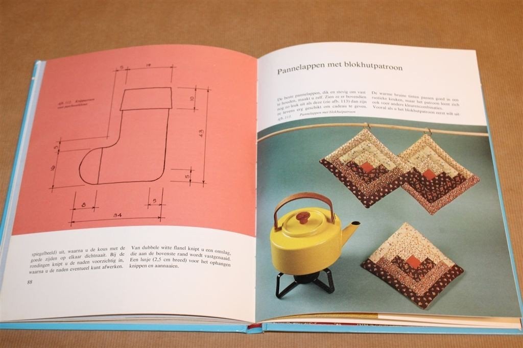 Patchwork — Technieken van Oude Volkskunst [1982], Ophalen of Verzenden, Gelezen, Tekenen en Schilderen