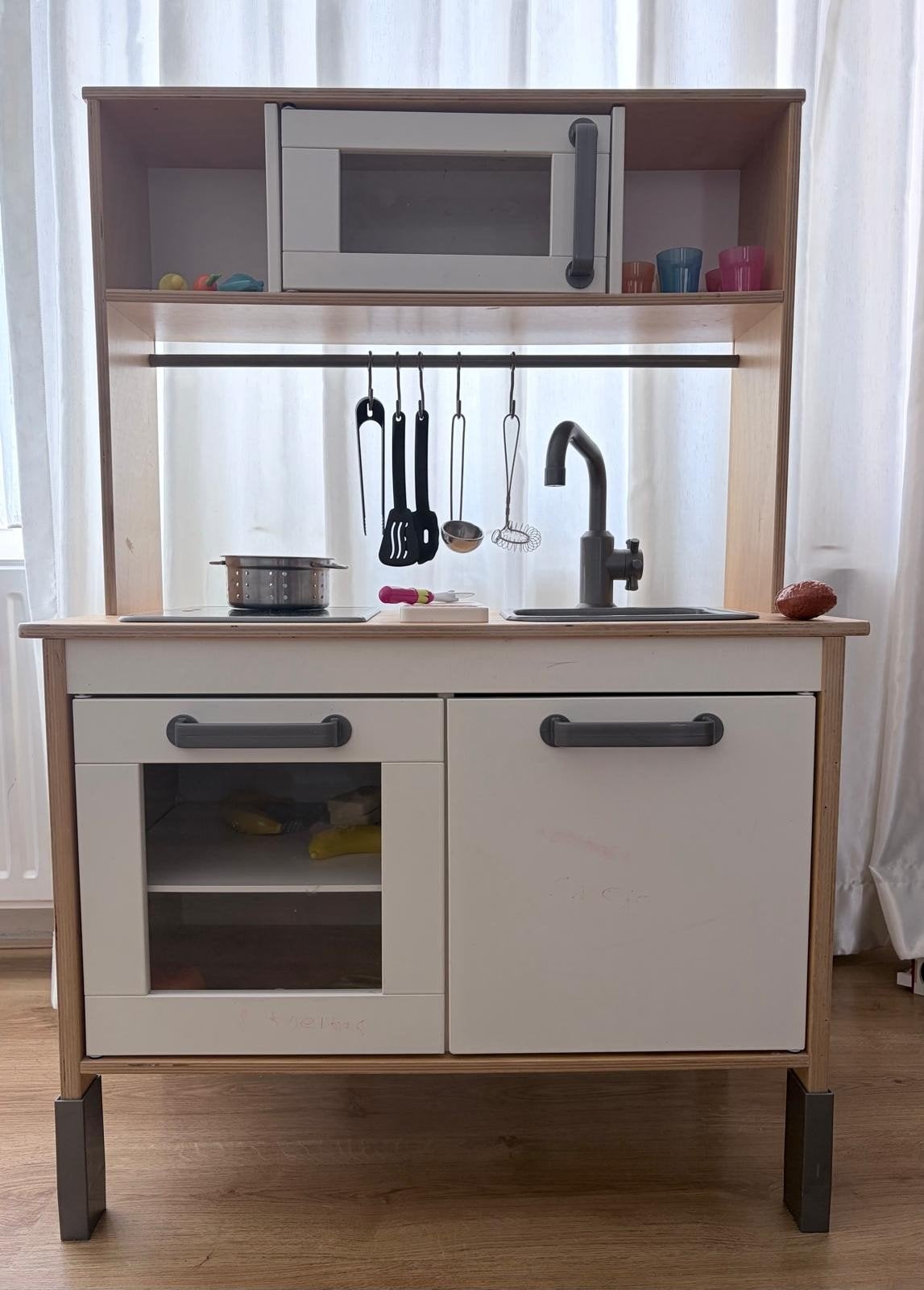 IKEA speelgoedkeuken inclusief leuk speelgoed, Ophalen of Verzenden, Zo goed als nieuw, Hout, Speelkeuken