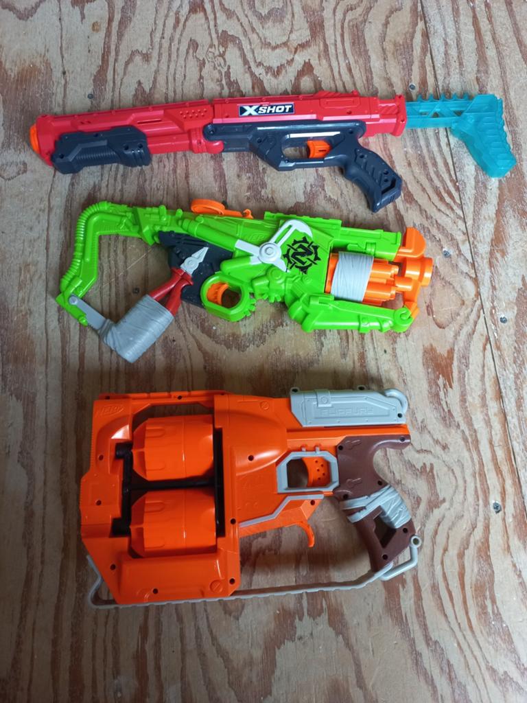 Nerfgun 3x, Ophalen, Zo goed als nieuw, Jongen of Meisje
