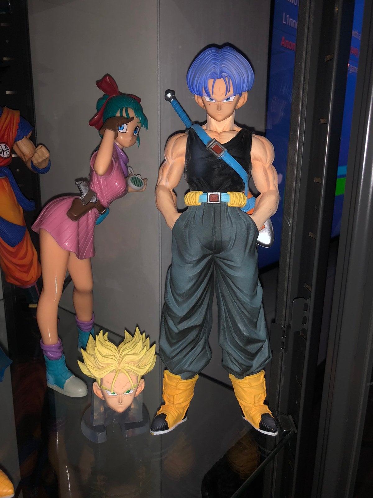 Dragon Ball Z Figure Trunks 26 cm hoog, Ophalen of Verzenden, Zo goed als nieuw