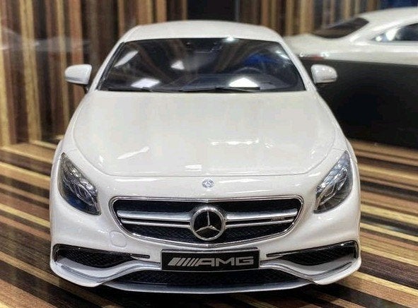 Mercedes-Benz AMG S63 COUPE. Bieden vanaf €209.75EX, Verzenden, Zo goed als nieuw, Auto, Overige merken
