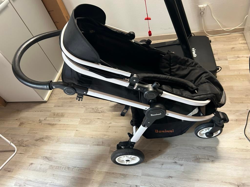 Baninni Combiwagen - Zwart met Witte Frame, Kinderen en Baby's, Gebruikt, Combiwagen, Met reiswieg, Ophalen