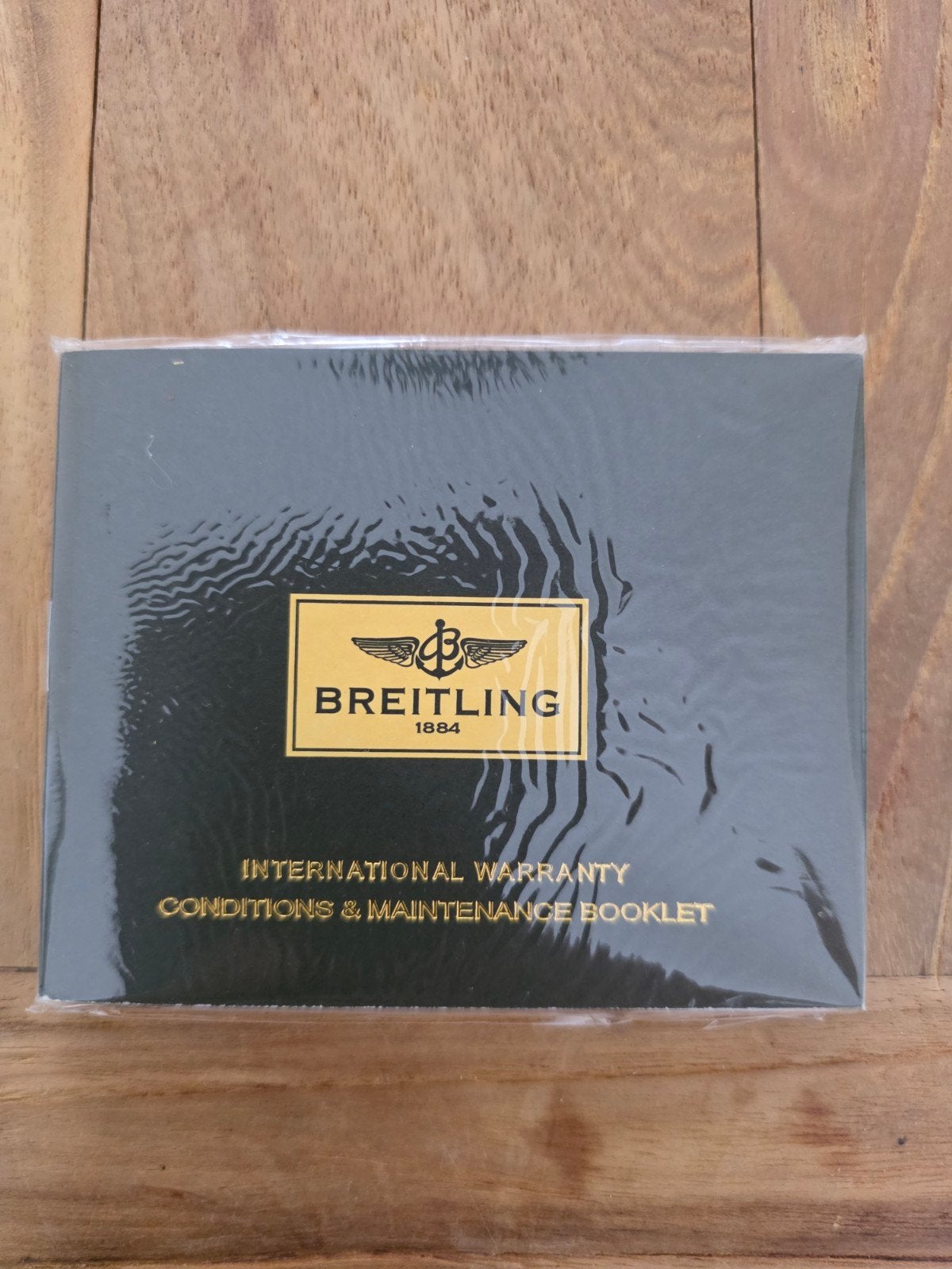 Breitling Superocean Heritage 42 Boekjes Nieuw, Breitling SA, Nieuw, Info@breitling.com, P.O. Box 1132, 2540 Grenchen, Switzerland