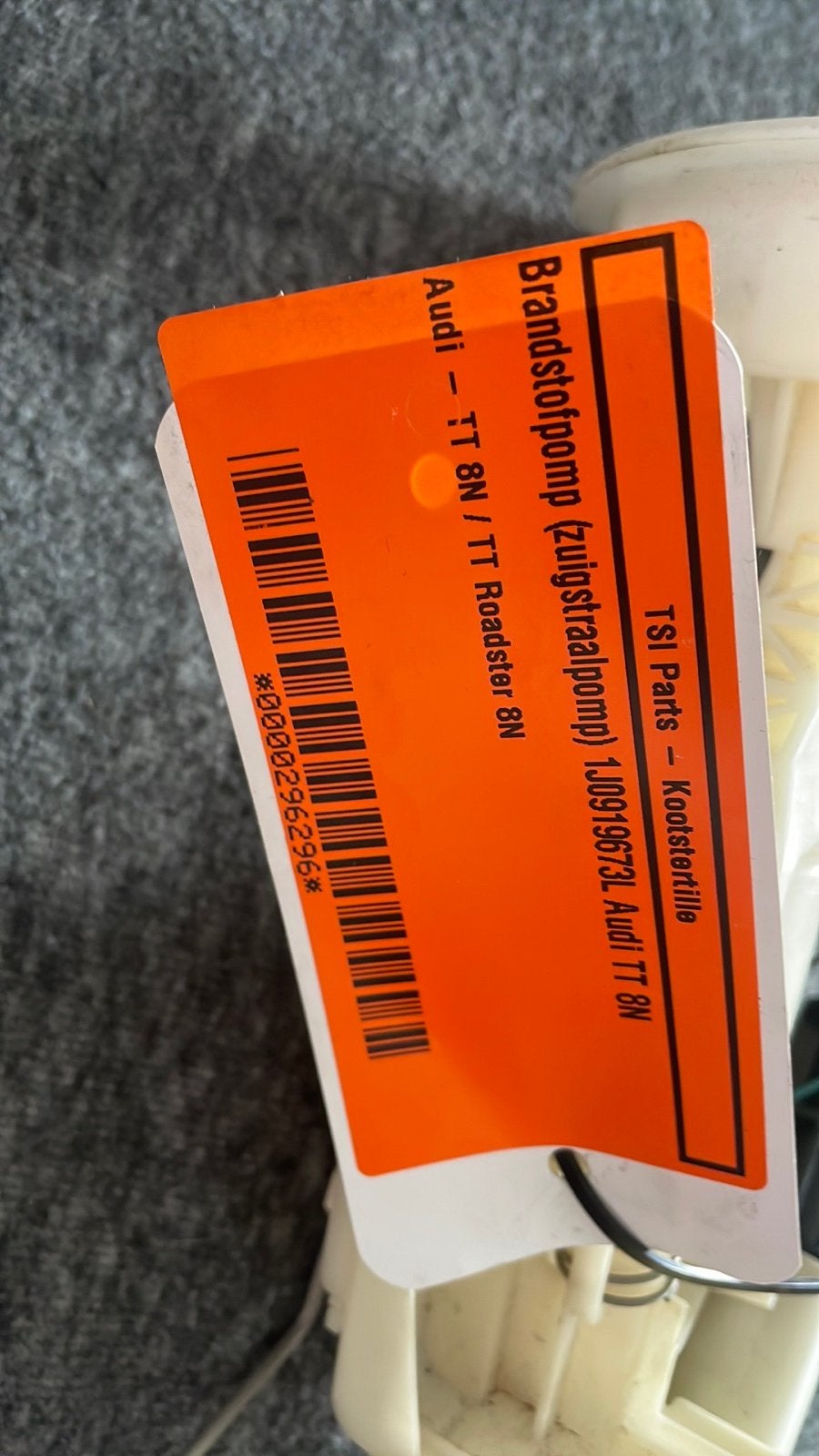 Brandstofpomp Audi TT 8N - Nieuw in doos, Ophalen of Verzenden, Nieuw