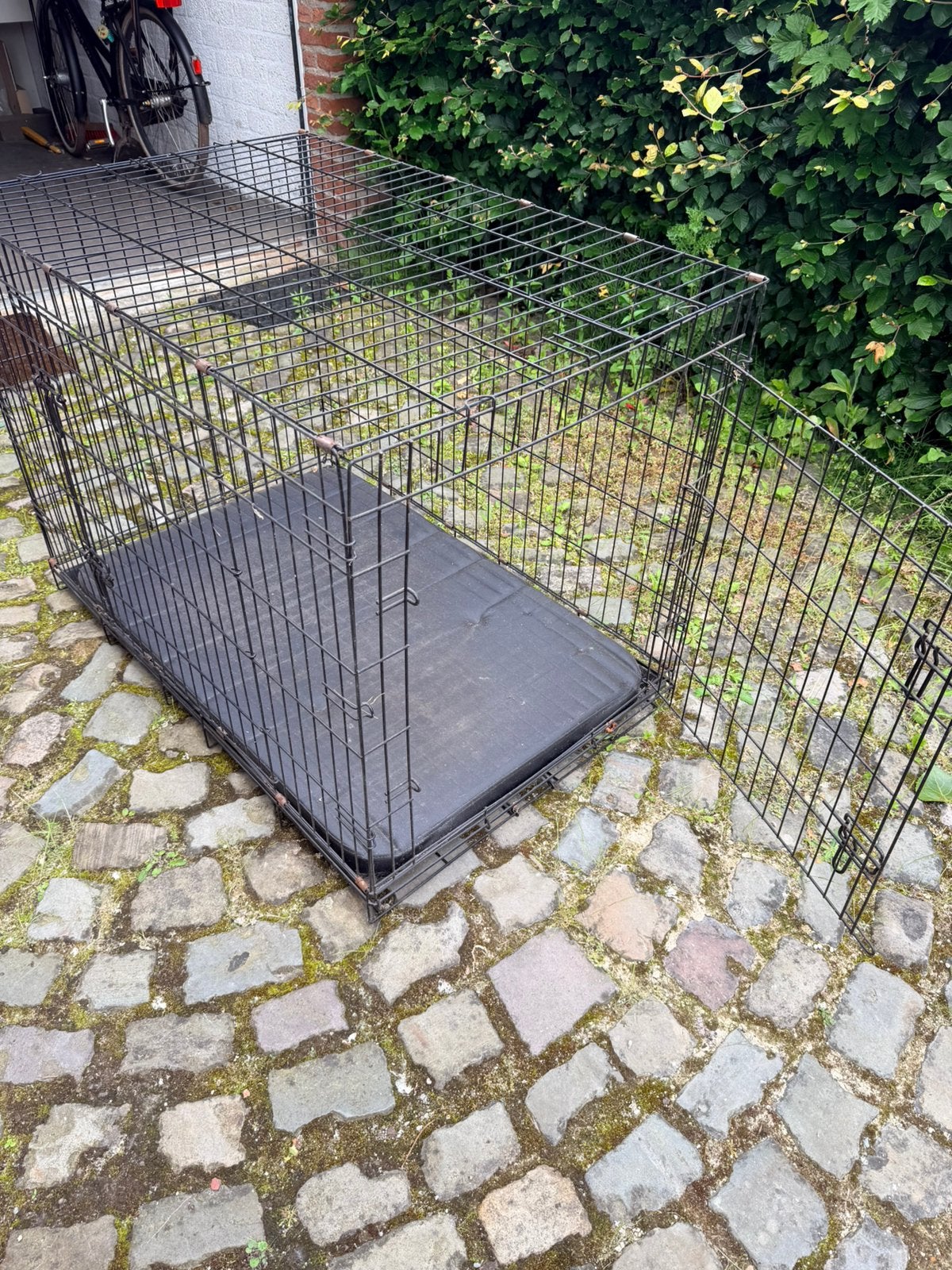 Hondenbench te koop aangeboden, Dieren en Toebehoren, Hondenbenches, Ophalen, Gebruikt