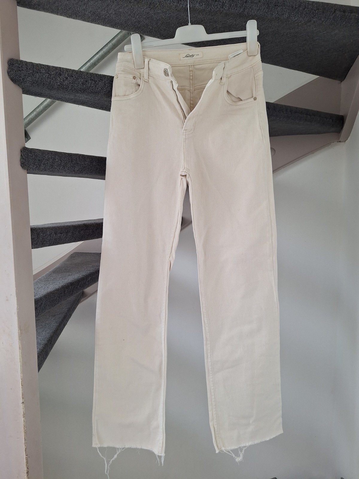 Jewelly broek maat M/38 - Crèmekleurig, Jewelly, Ophalen of Verzenden, Nieuw, Overige kleuren