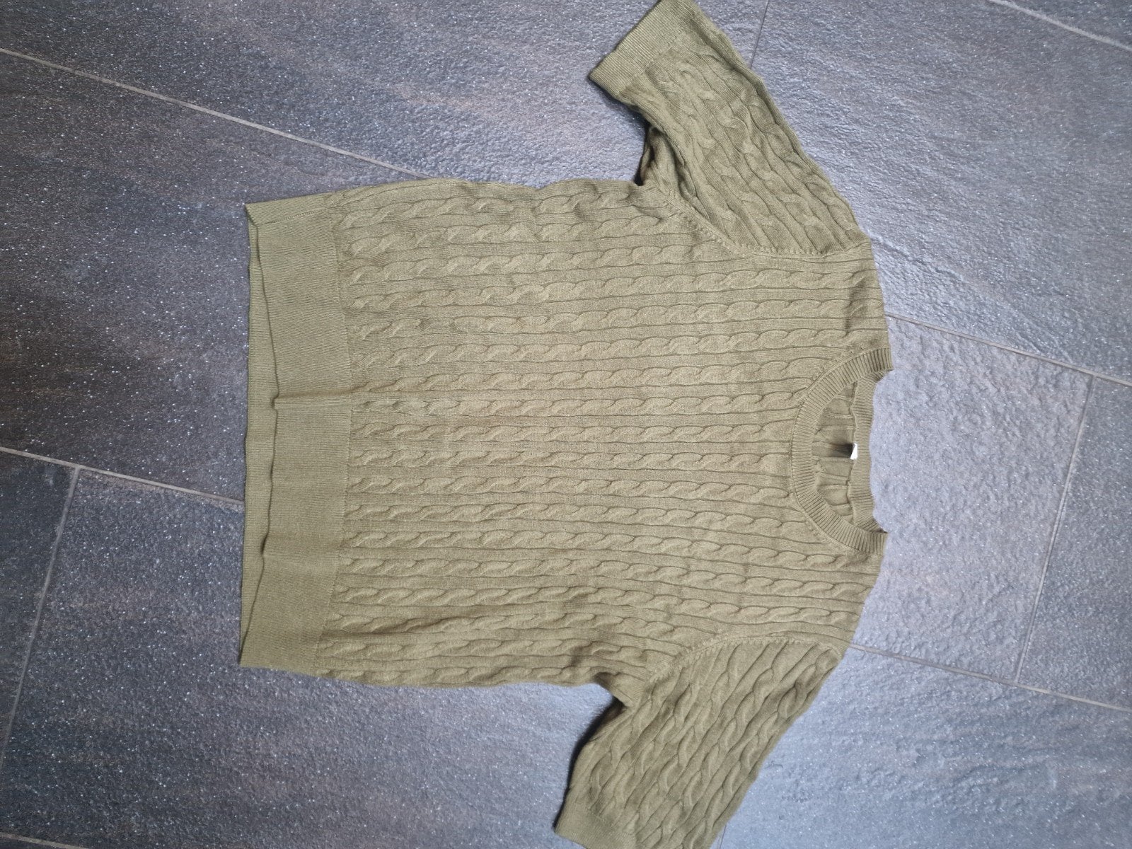 Nieuw Hema kaki truitje met kabelpatroon - Maat M, Maat 38/40 (M), Nieuw, Ophalen of Verzenden, Hema