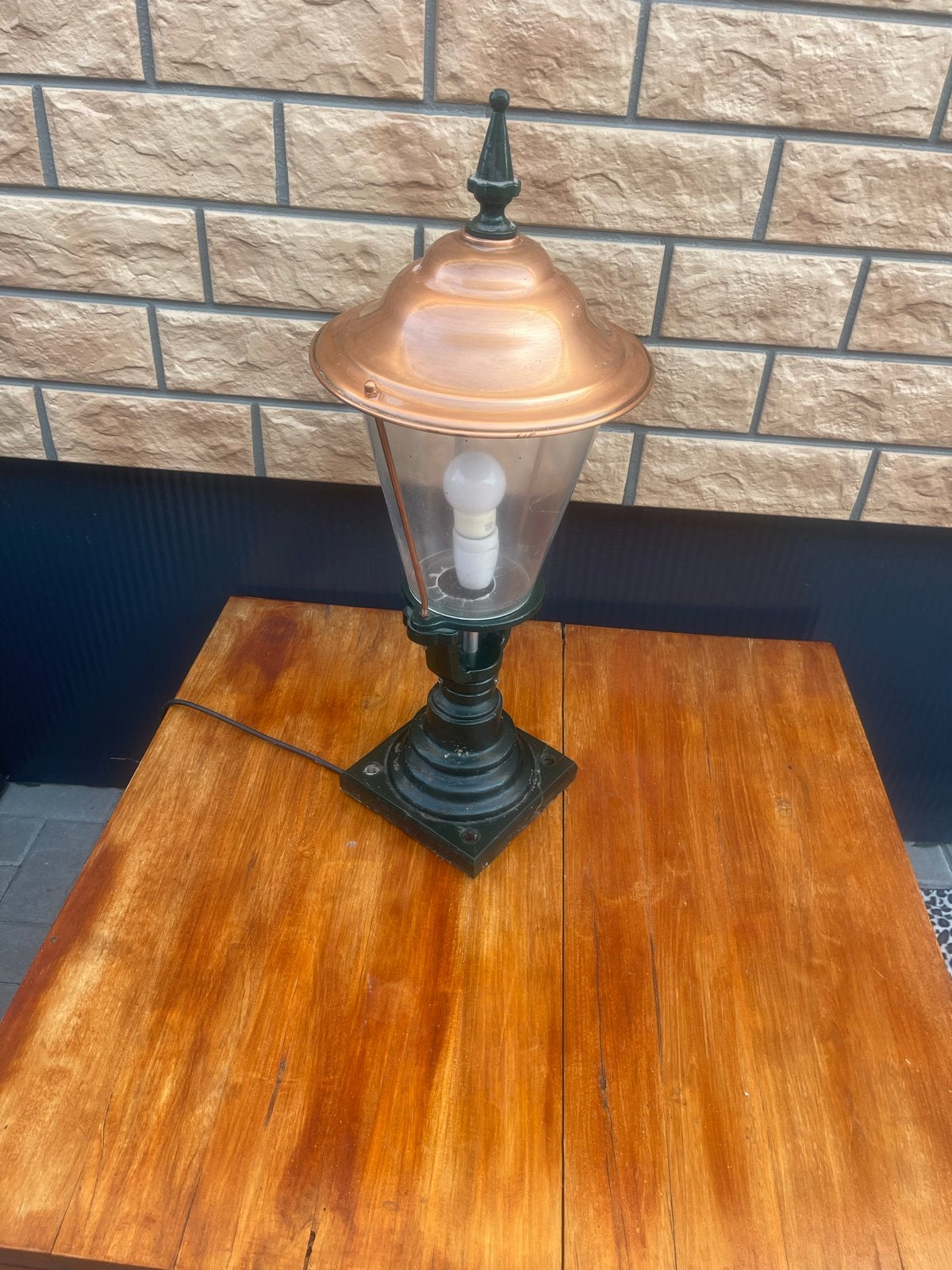 Mooie lantaarn met koperen deksel en werkende lamp, Antiek en Kunst, Ophalen of Verzenden
