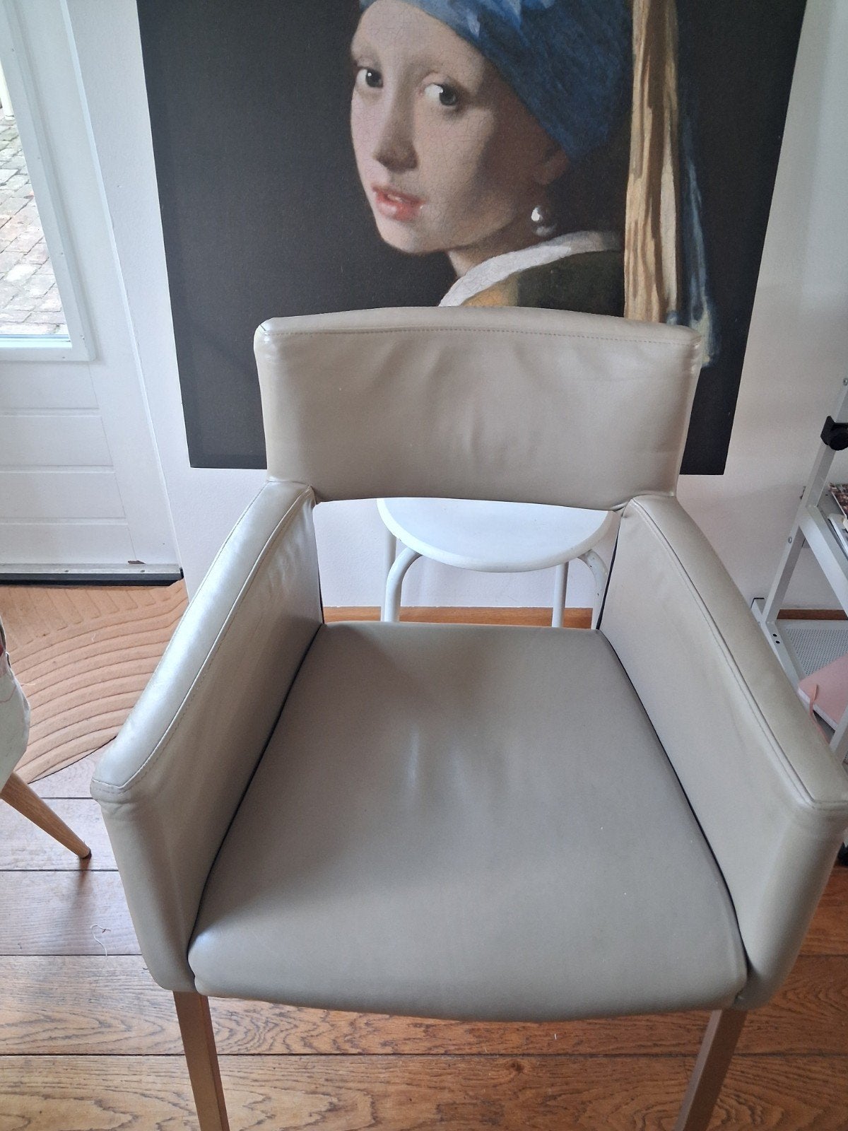 4 leren eetkamerstoelen foucault, Gebruikt, Overige kleuren, Leer, Ophalen of Verzenden