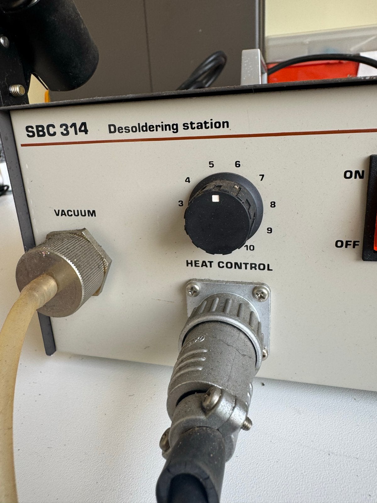 Philips SBC 314 Desoldeerstation - Zo goed als nieuw, Ophalen of Verzenden, Zo goed als nieuw, Minder dan 150 ampère, Overige typen