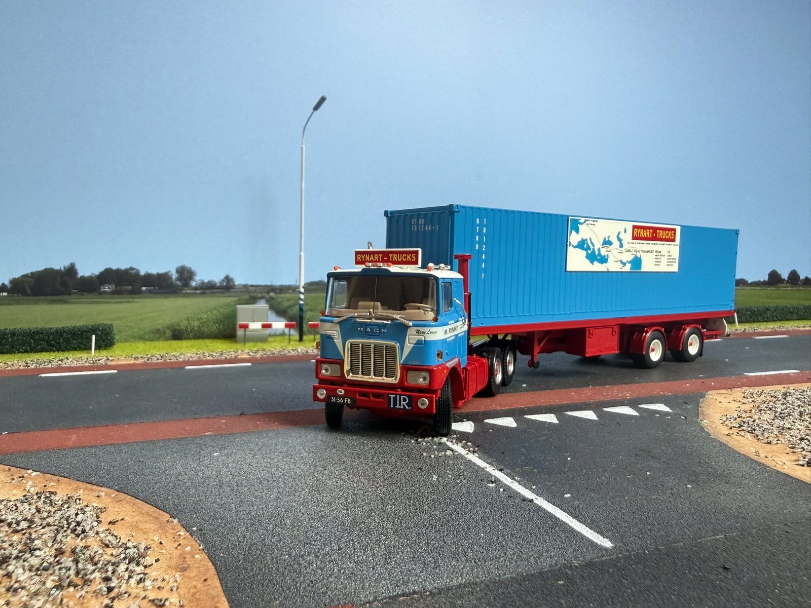 Tekno Mack F700 6x4 trekker 2-as containeropl. Rynart 1:50, Ophalen of Verzenden, Zo goed als nieuw, Bus of Vrachtwagen, Tekno