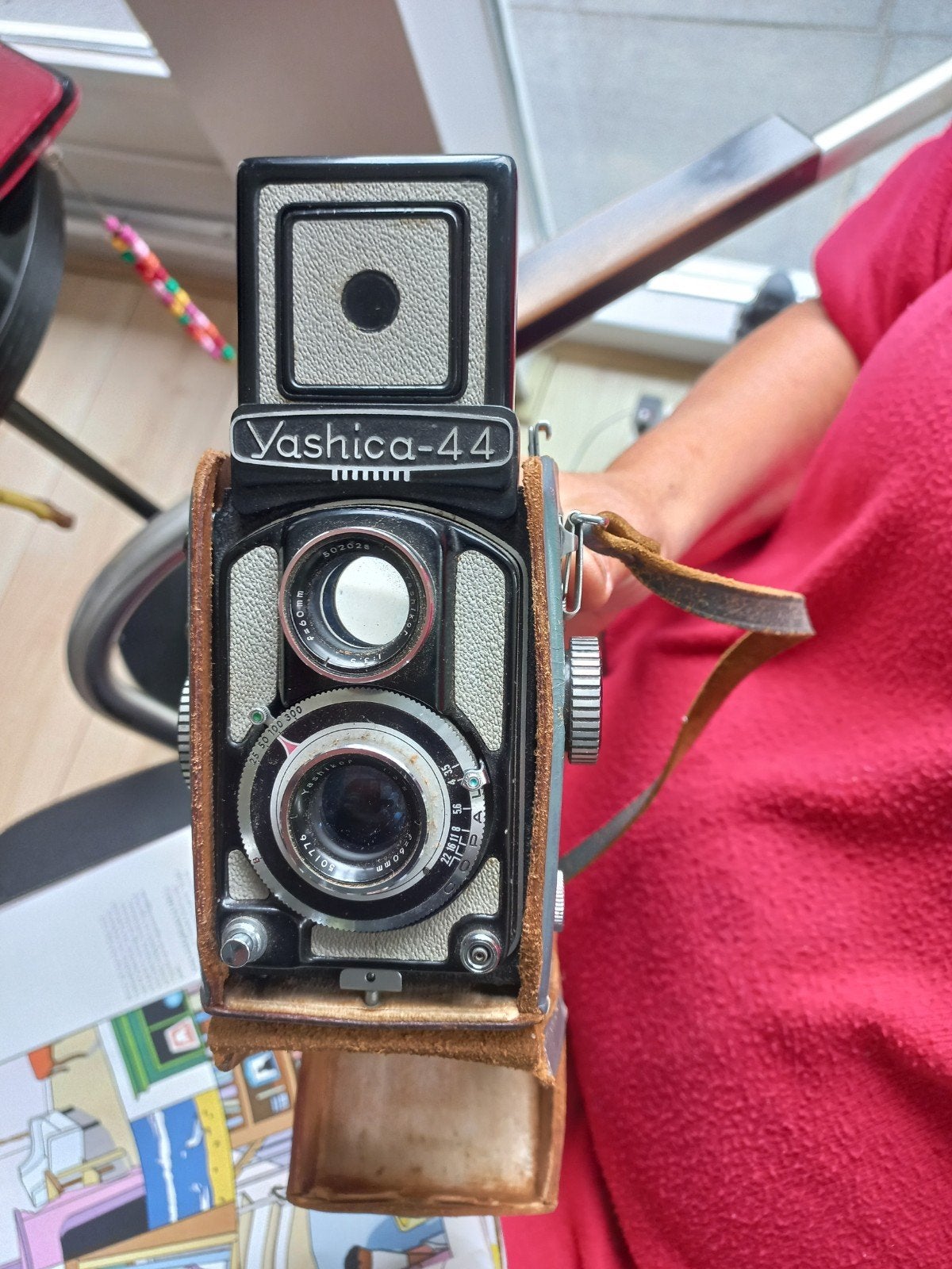 Vintage Yashica-44 TLR camera met leren tas, Audio, Tv en Foto, Ophalen of Verzenden
