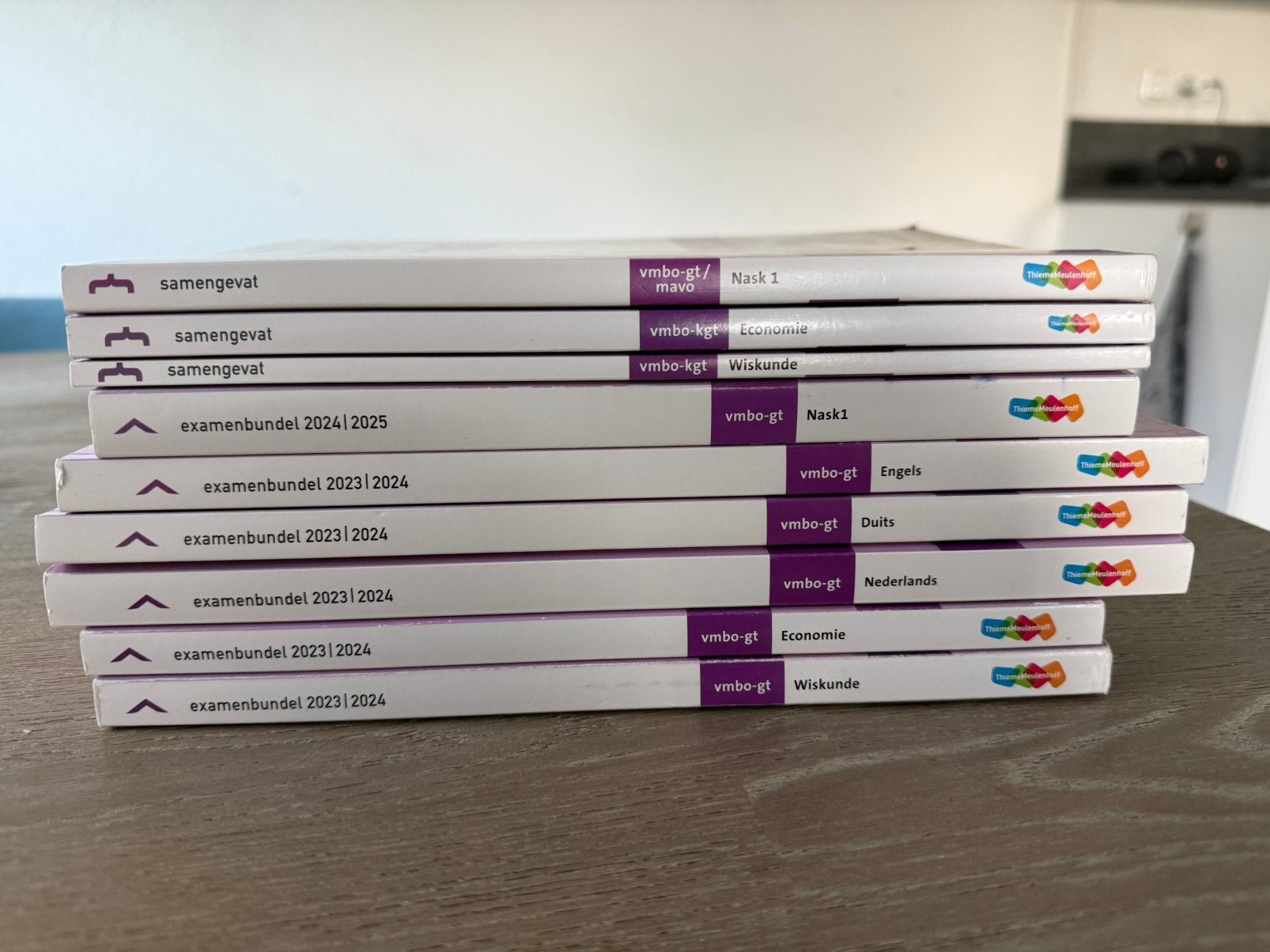 Examenbundels + samengevat vmbo-gt, Ophalen of Verzenden, Zo goed als nieuw, VMBO, Overige vakken