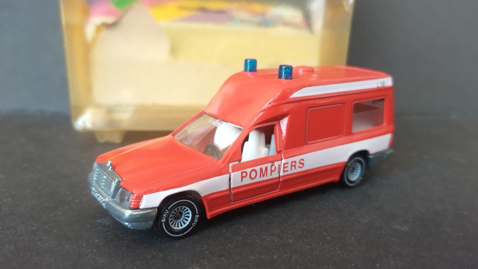 Mercedes Benz Binz Pompiers France 1:55 Siku 1718 Pol, Auto, Verzenden, Zo goed als nieuw, Sieper
