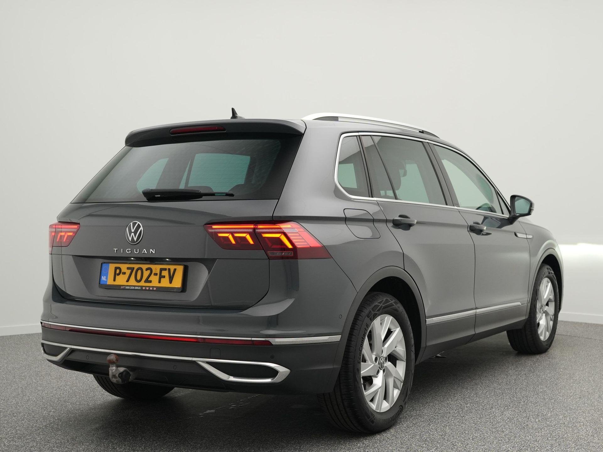 Volkswagen Tiguan 1.5 TSI 150 PK Elegance | LED Matrix IQ |, 4 cilinders, Origineel Nederlands, SUV of Terreinwagen, 5 stoelen