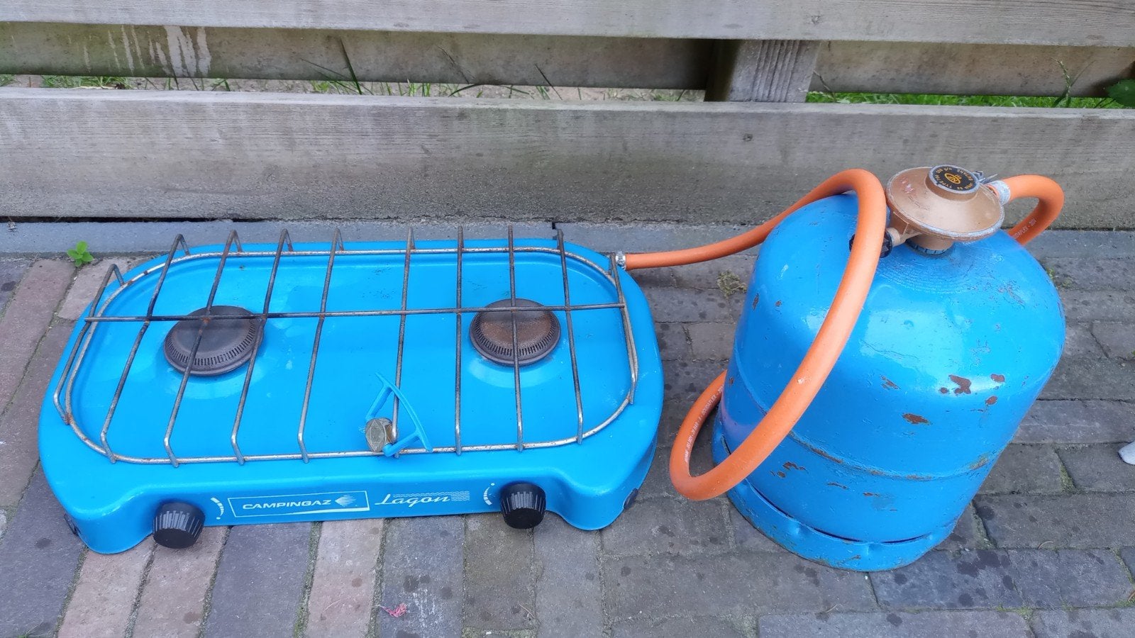 campingaz Lagon 2pitter met aansluiting en fles, Ophalen of Verzenden, Gebruikt