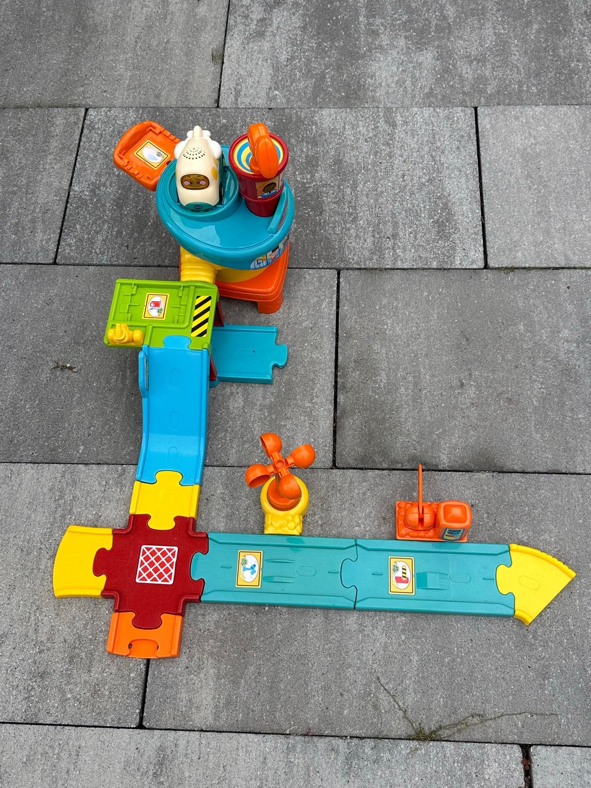 VTech Toet Toet Auto's Vliegveld met vliegtuig, Ophalen of Verzenden, Gebruikt, 2 tot 4 jaar