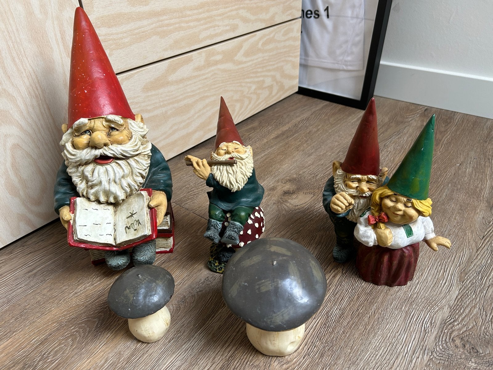 Rien Poortvliet Kabouter Beelden met paddenstoelen, Ophalen of Verzenden, Zo goed als nieuw