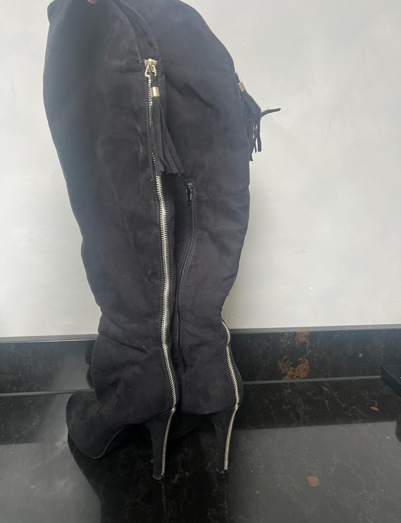 Overknee laarzen, Kleding | Dames, Schoenen, Zo goed als nieuw, Hoge laarzen, Zwart, Ophalen of Verzenden