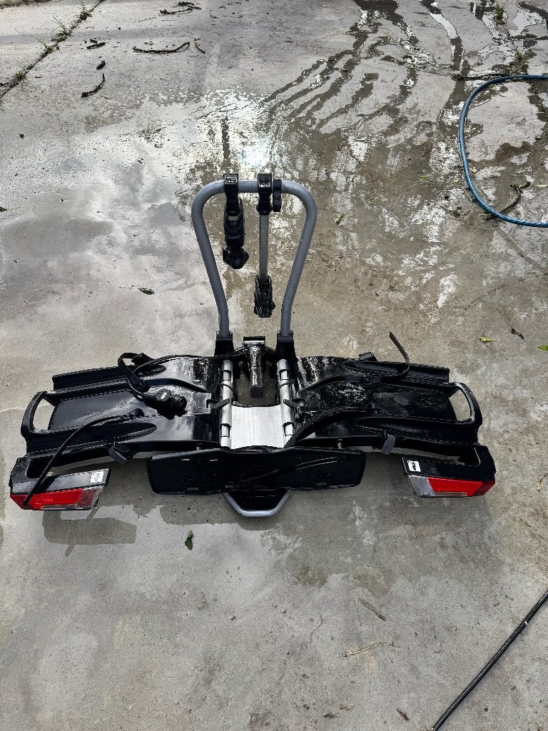 VOLVO fietsendrager, Ophalen, Gebruikt, 2 fietsen, Trekhaakdrager