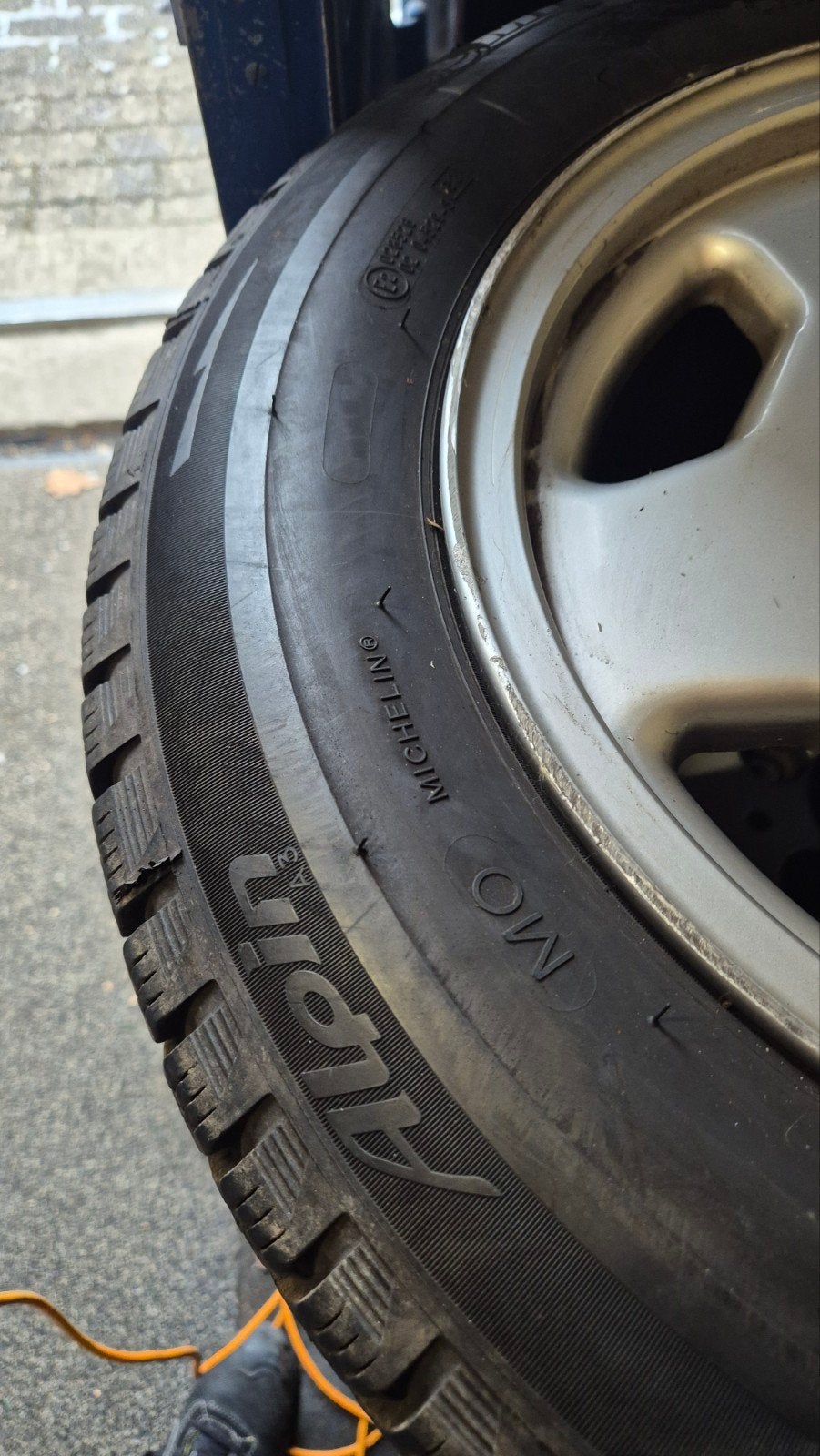 Originele Mercedes AMG velgen 15 inch met Michelin winterban, Auto-onderdelen, Ophalen of Verzenden, Y, V, B
