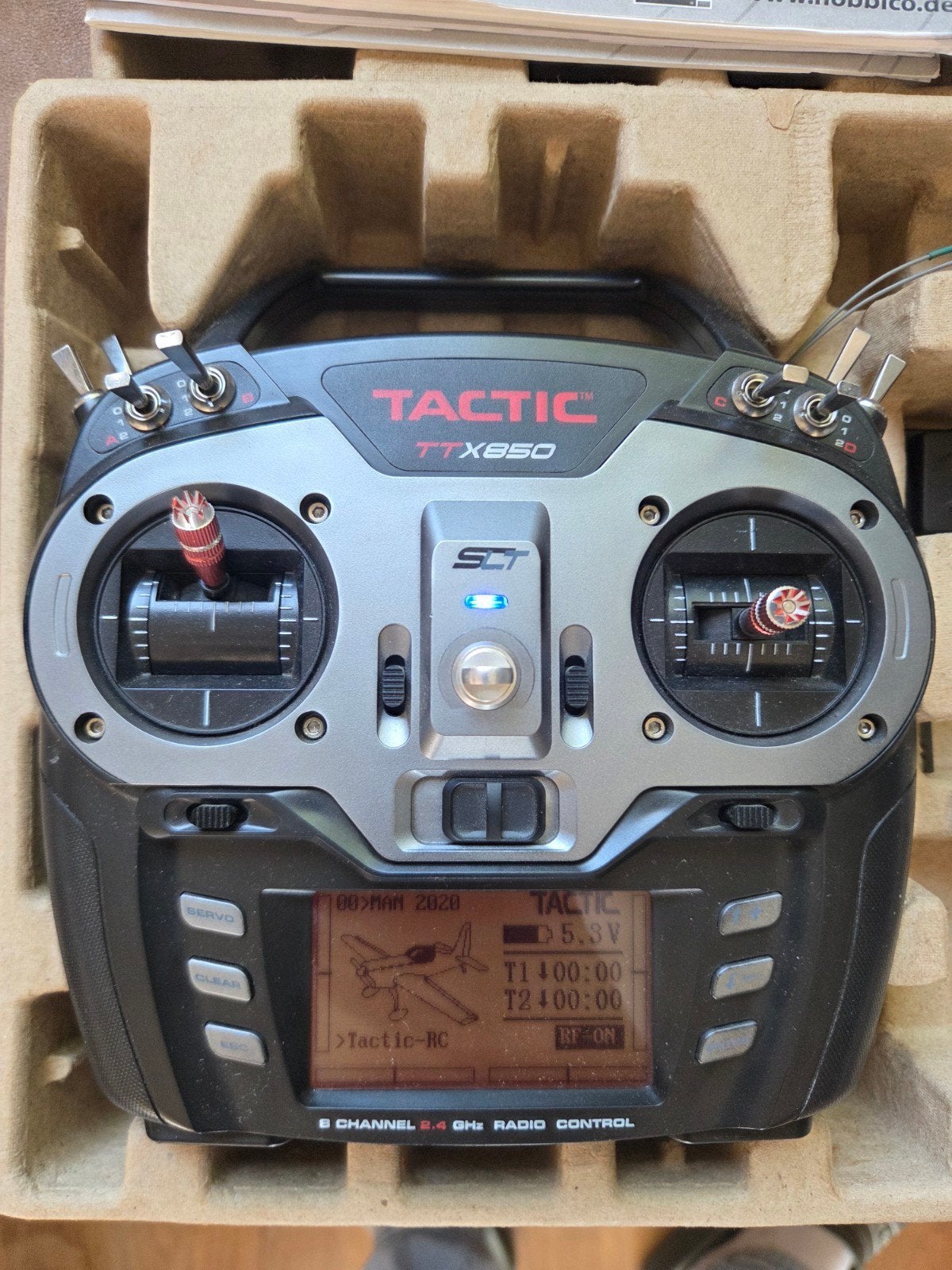 Tactic TT-X950 8-kanaals Zender, Ophalen, Zo goed als nieuw