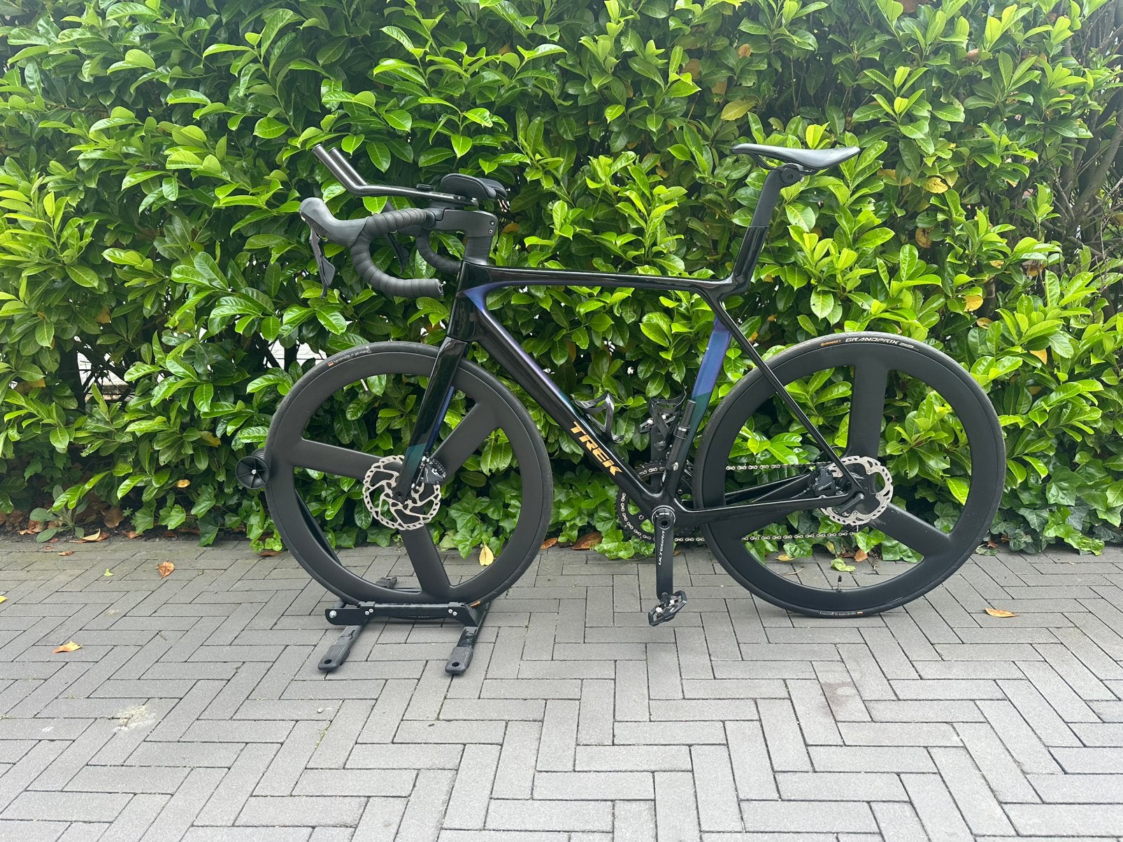 Trek Madone SL 6 Disc 58 cm | Ultegra SLR stuur, Carbon, 57 tot 61 cm, Meer dan 20 versnellingen, Ophalen