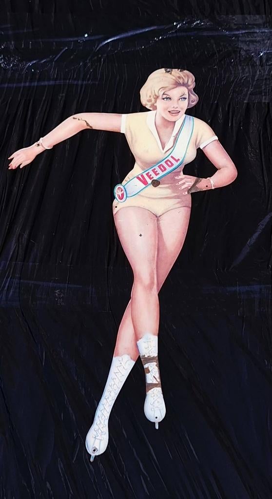 Vintage Veedol pin up girl, olie reclamebord⛽️, Verzamelen, Reclamebord, Gebruikt, ., Ophalen of Verzenden