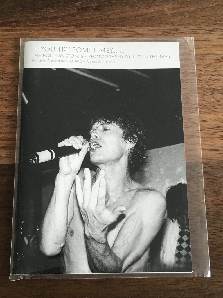 Fotoboekje Rolling Stones If You Try Sometimes London 1982, Ophalen of Verzenden, Gelezen, Artiest