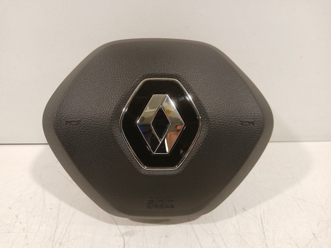 Airbag stuur Renault Clio, Onderdelen@venauto.nl, Van der Ven Autorecycling B.V., Gebruikt, Ettenseweg 76, 4706 PB Roosendaal, The Netherlands