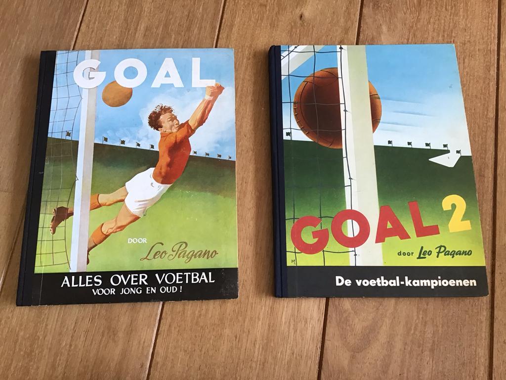 Goal, alles over voetbal, Leo Pagano deel 1, 2 en aanvulling, Ophalen of Verzenden, Gelezen, Balsport