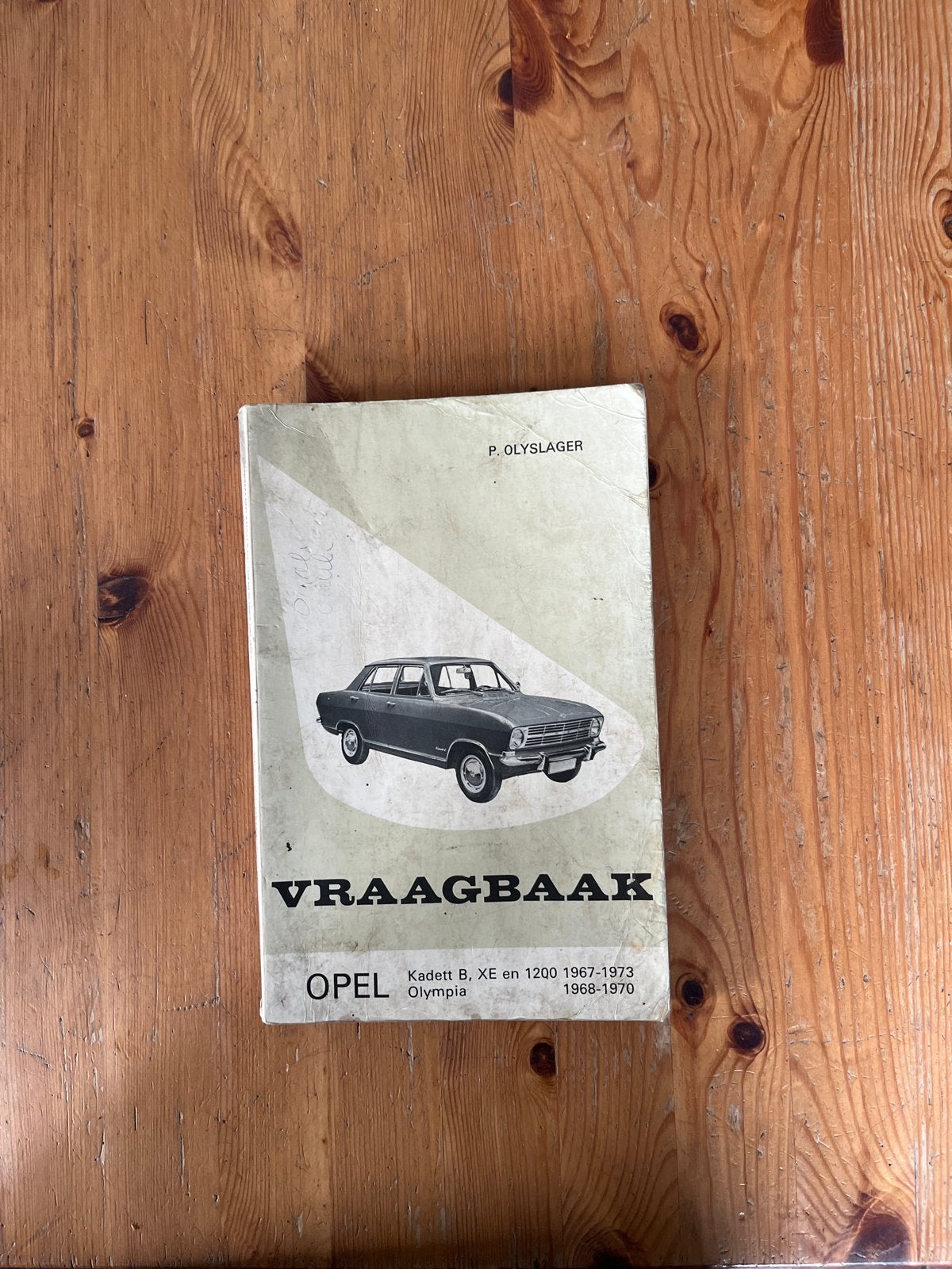 Vraagbaak Opel Kadett B, XE en 1200 (1967-1973), Ophalen of Verzenden, Gelezen, Opel