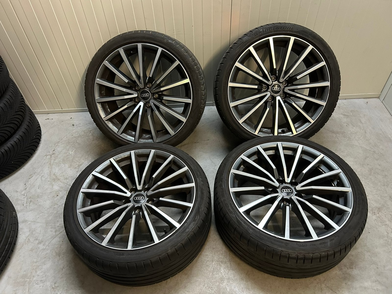 Originele Audi A5 S5 B9 19 inch Bridgestone Potenza AO 2021, Auto-onderdelen, Banden en Velgen, Audi, Gebruikt, 255 mm, Banden en Velgen