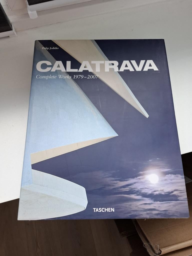 Calatrava Complete Works 1979-2007, Boeken, Kunst en Cultuur | Architectuur, Zo goed als nieuw, Architecten, Ophalen