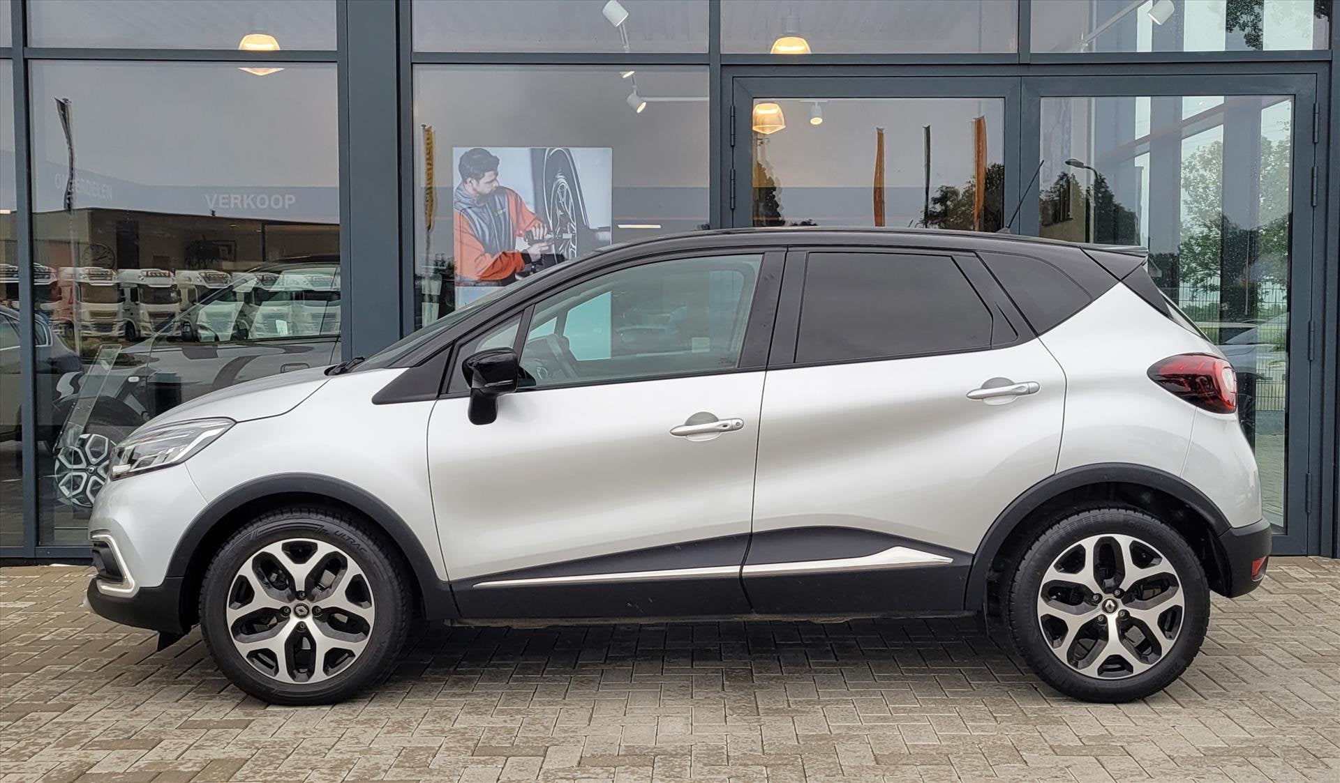 RENAULT Captur TCe 150pk EDC GPF Intens / Trekhaak, Auto's, Stof, Gebruikt, 4 cilinders, 150 pk
